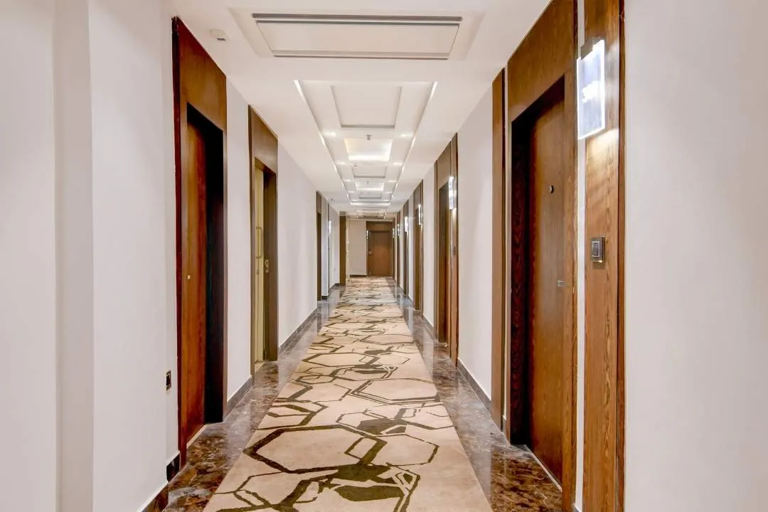 LOBBY AREA 2